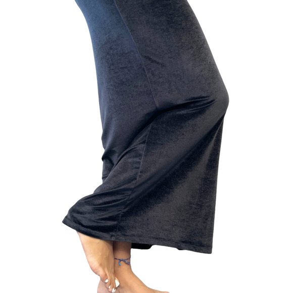 CHANEL Vintage CC Logo Velvet Long Dress Sleeveless Black Cotton [101427] - Picture 5 of 13